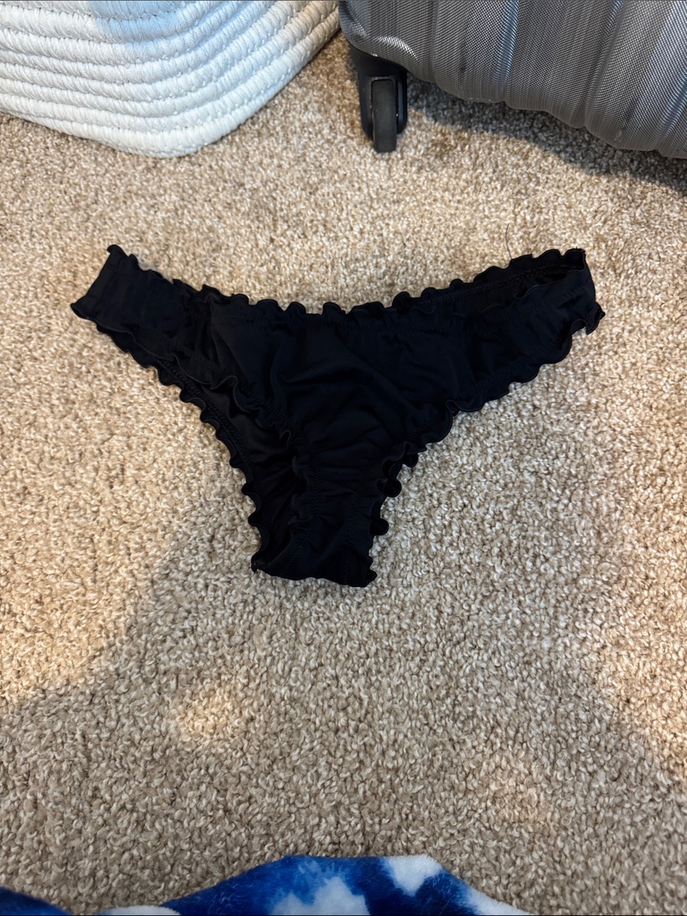 Shade and Shore black ruffle bikini bottoms